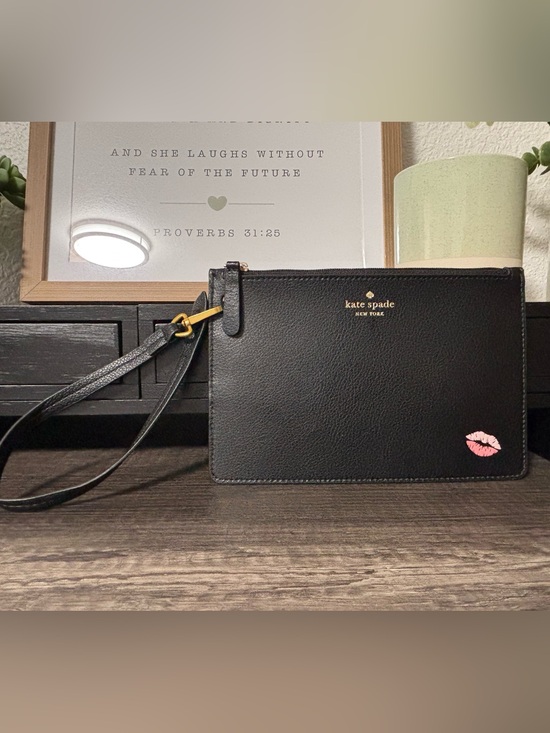 kate spade Handbags - ♠️ Disney xKate Spade Minnie Mouse Collection Slim Wristlet Pouch